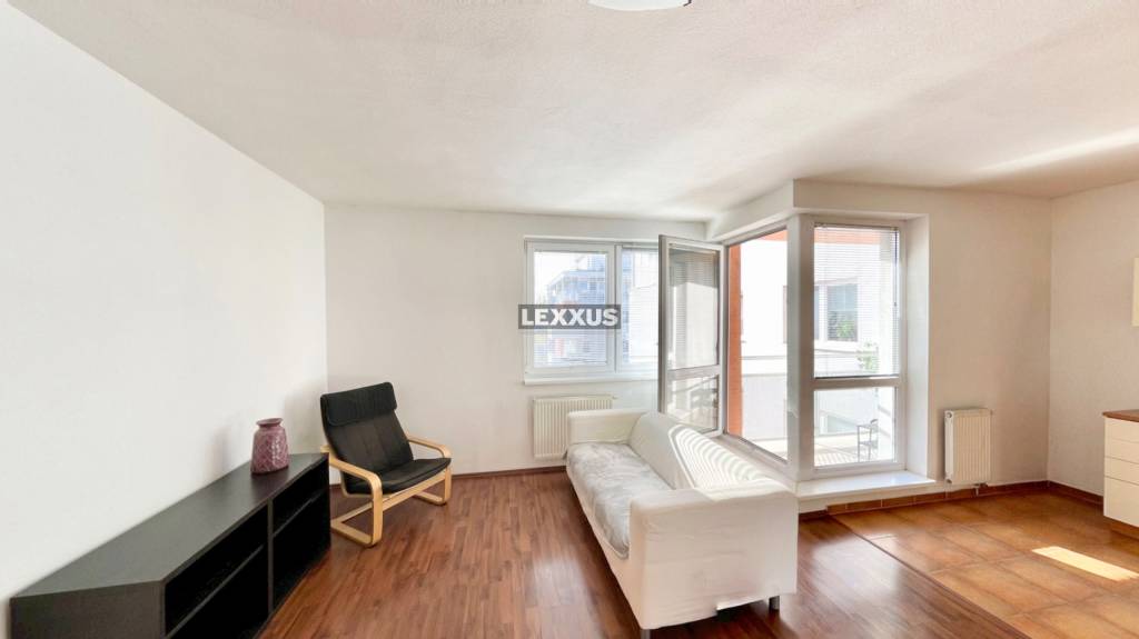 | priestranný 4izb byt, balkón, garáž, kobka, novostavba, BA - 10