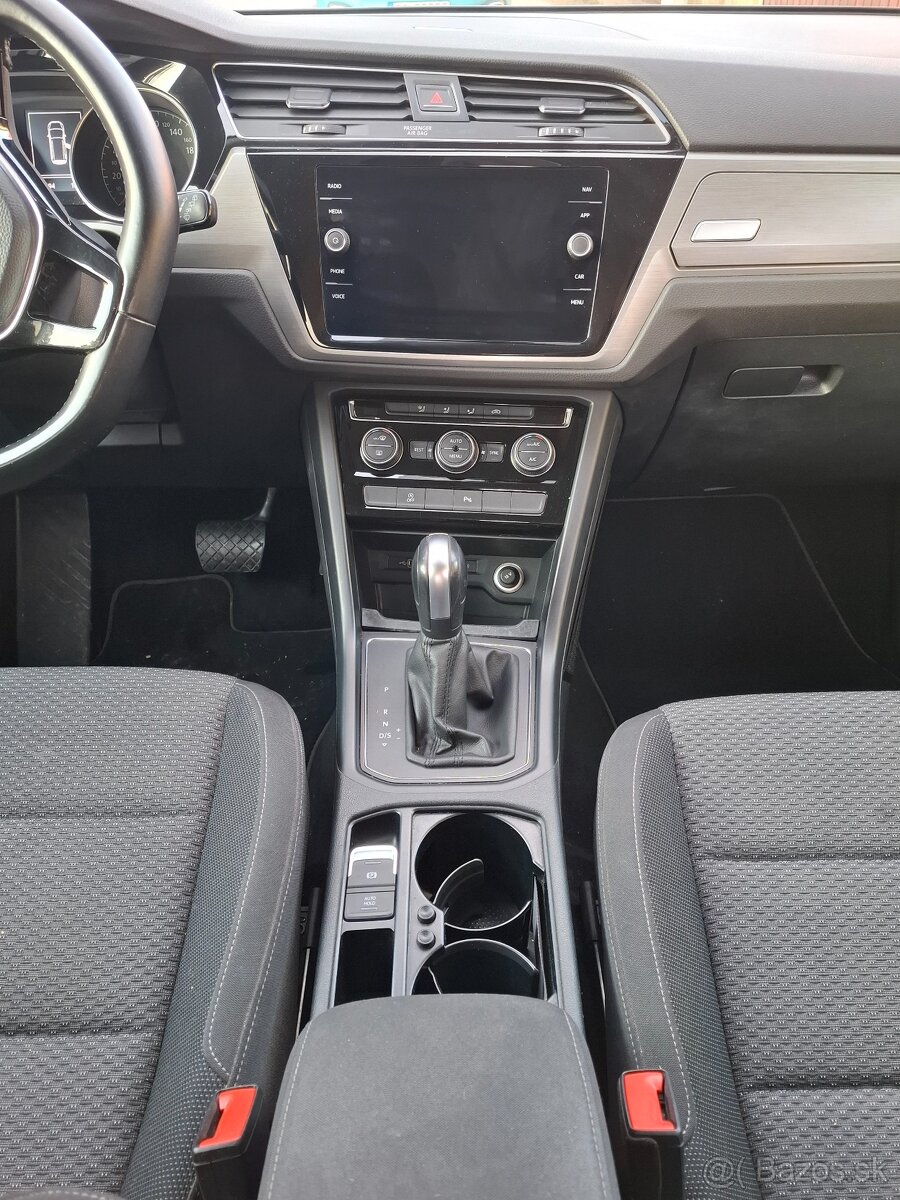 Vw Touran - 10