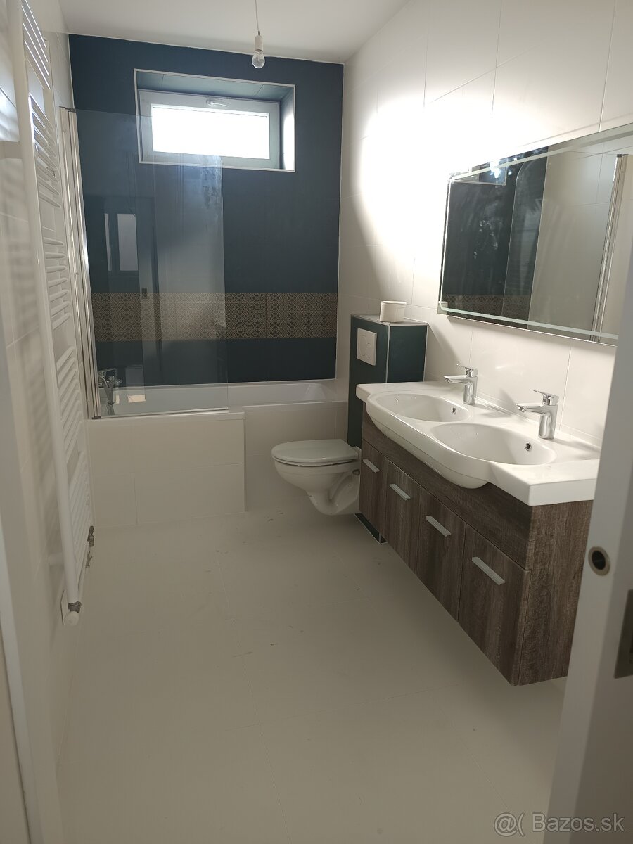 Rodinný dom po kompletnej rekonštrukcii - 10