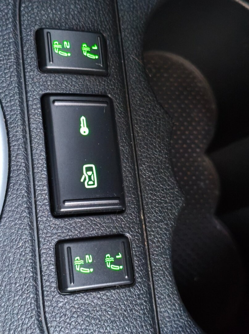 Škoda Roomster 1.6 16V MPI benzín - 10