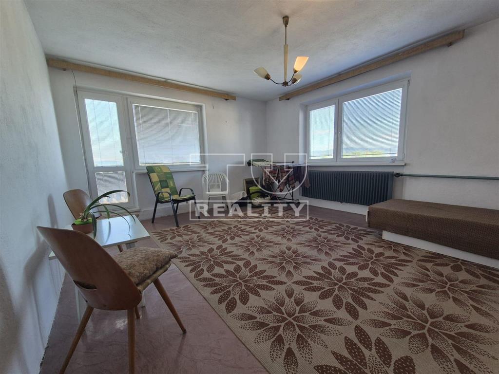 REZERVOVANÝ- 5-izbový rodinný dom – Prievidza, sídlisko... - 10