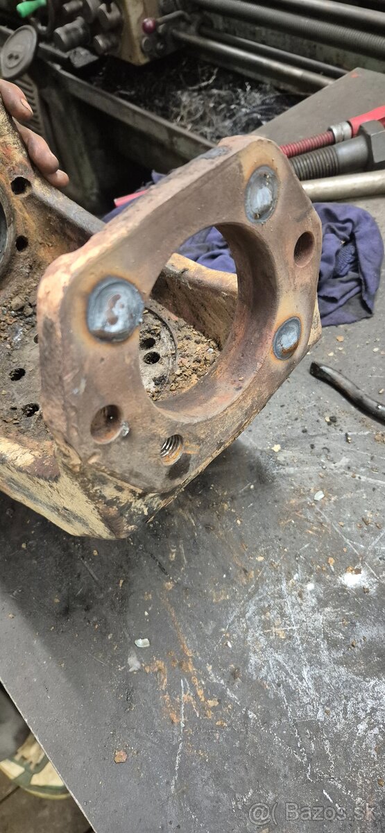 Oprava dier,uložení,čapov. Prečapovanie bagrov . - 10