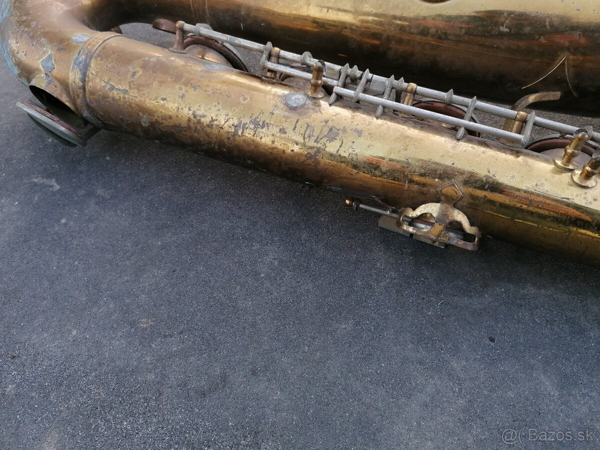 Predám starožitný saxofón Santoni Giglio Pare - 10