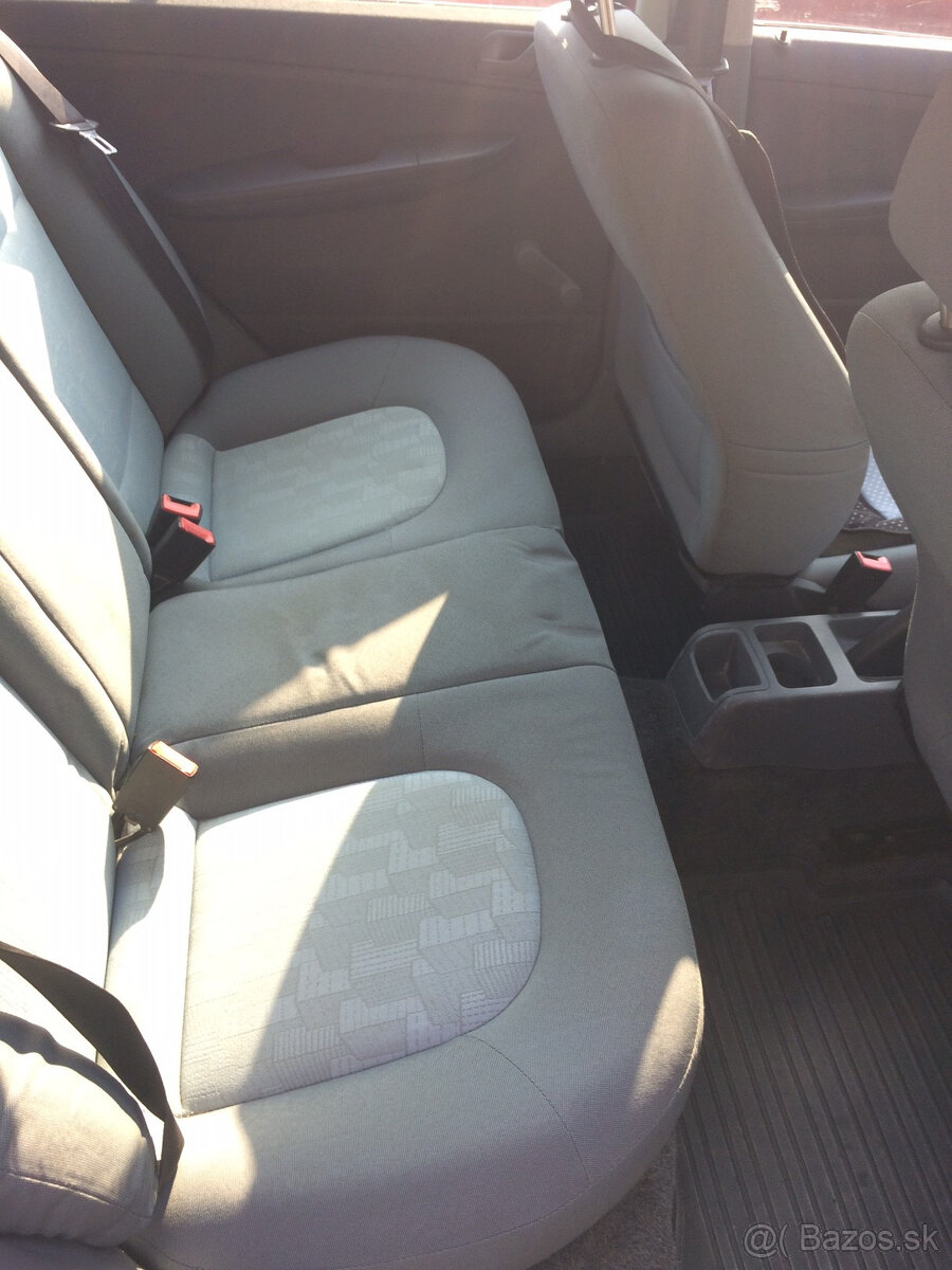 Predám Škoda Fábia Combi 1,4 16v - 10