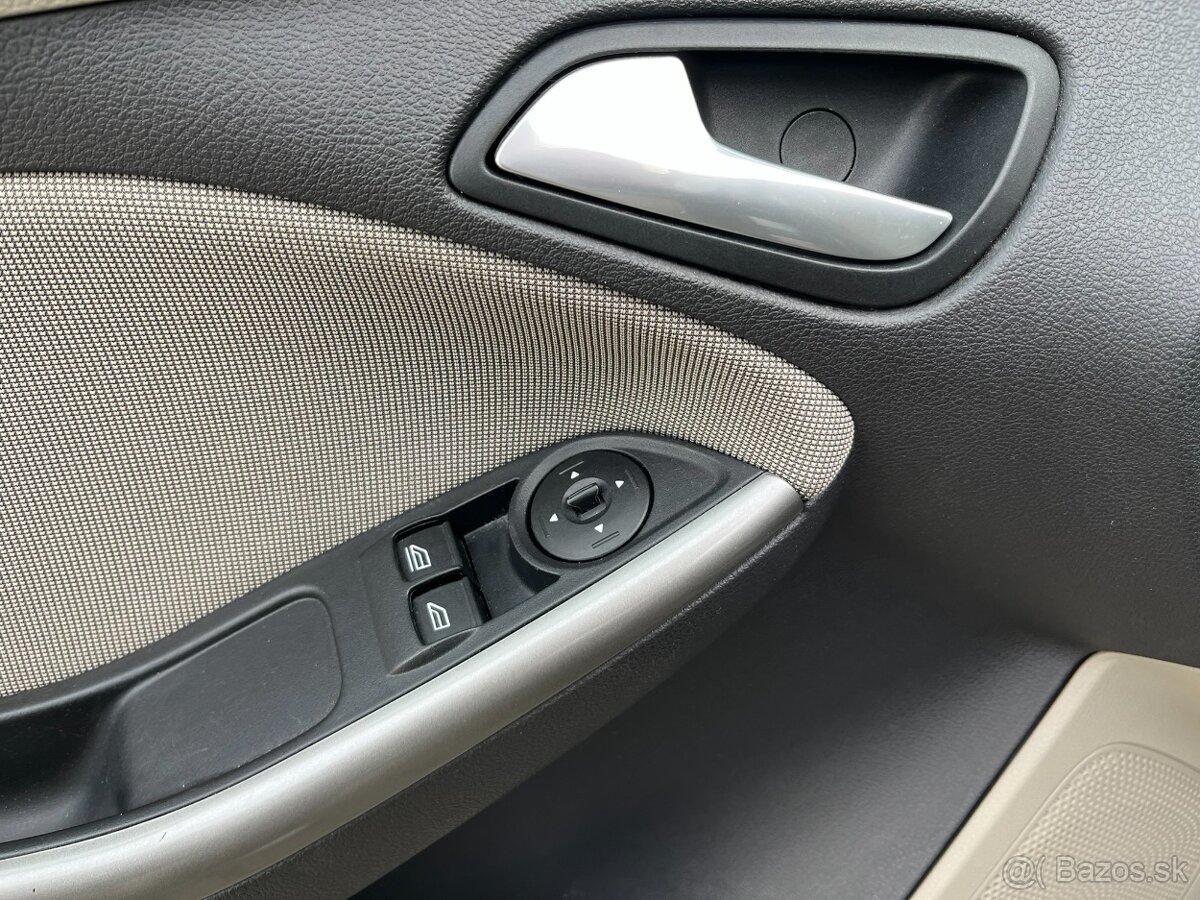 Ford Focus 1.0 EcoBoost - 10