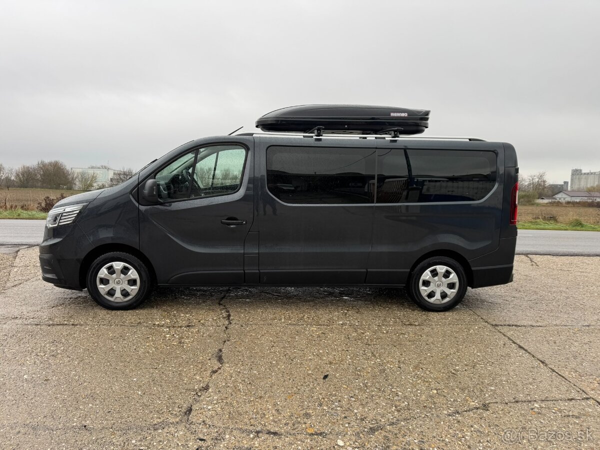 Požičovňa 9 miestne auto Renault Trafic L2 prenájom LONG - 10
