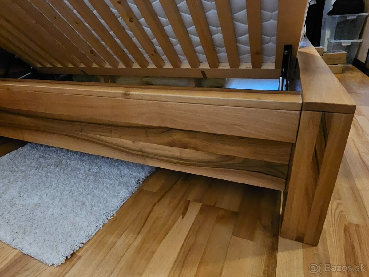 Manželská postel - 10