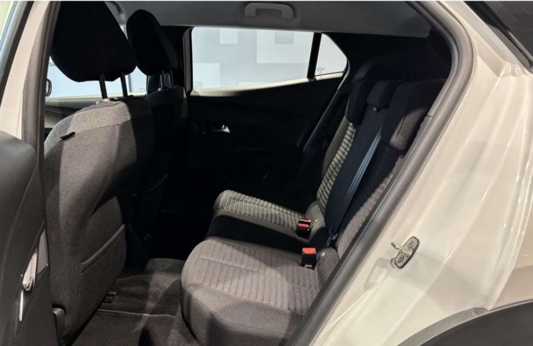 Peugeot e-2008 2022 e2008 E2008 E-2008 elektromobil - 10