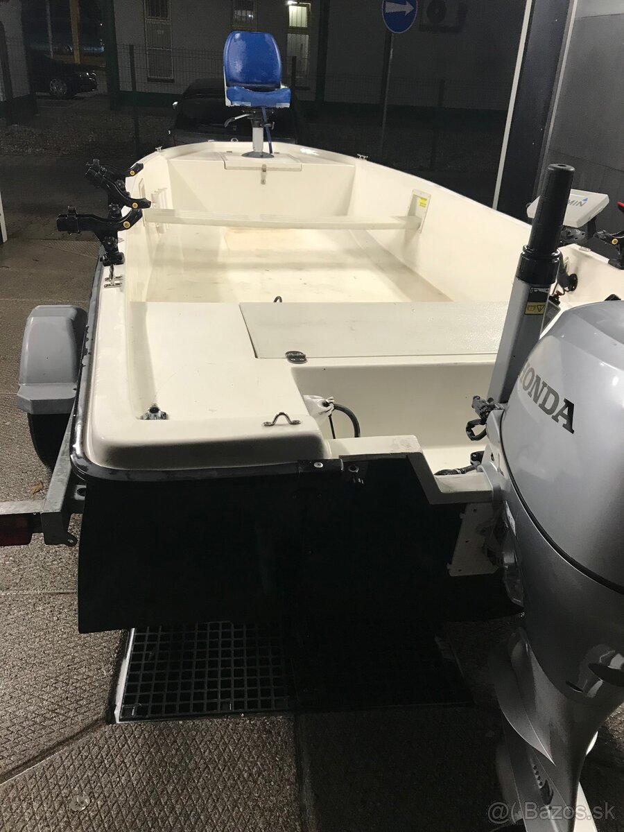 Rybárský čln - 10