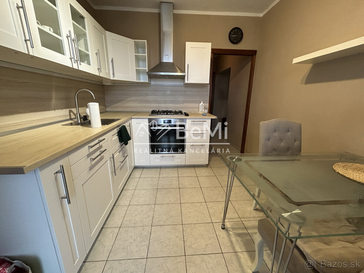 Predaj 3 izbový byt - LEVICE (107-113-MIJK) - 10