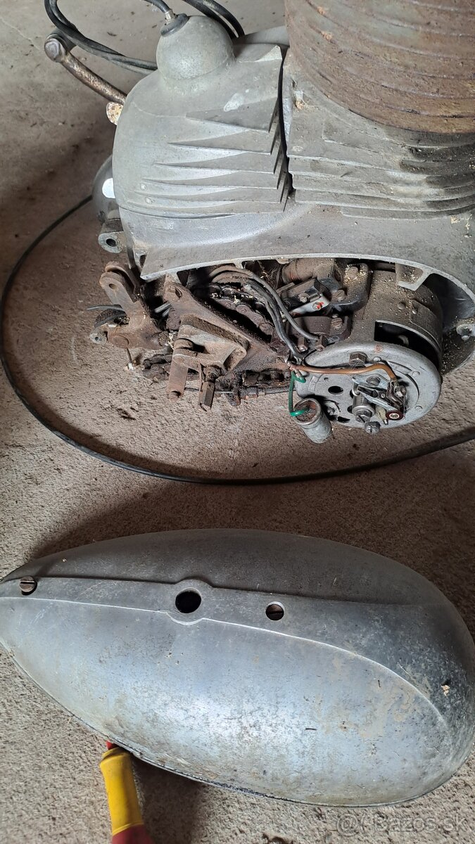 Jawa 250 353 Polbubon - 10