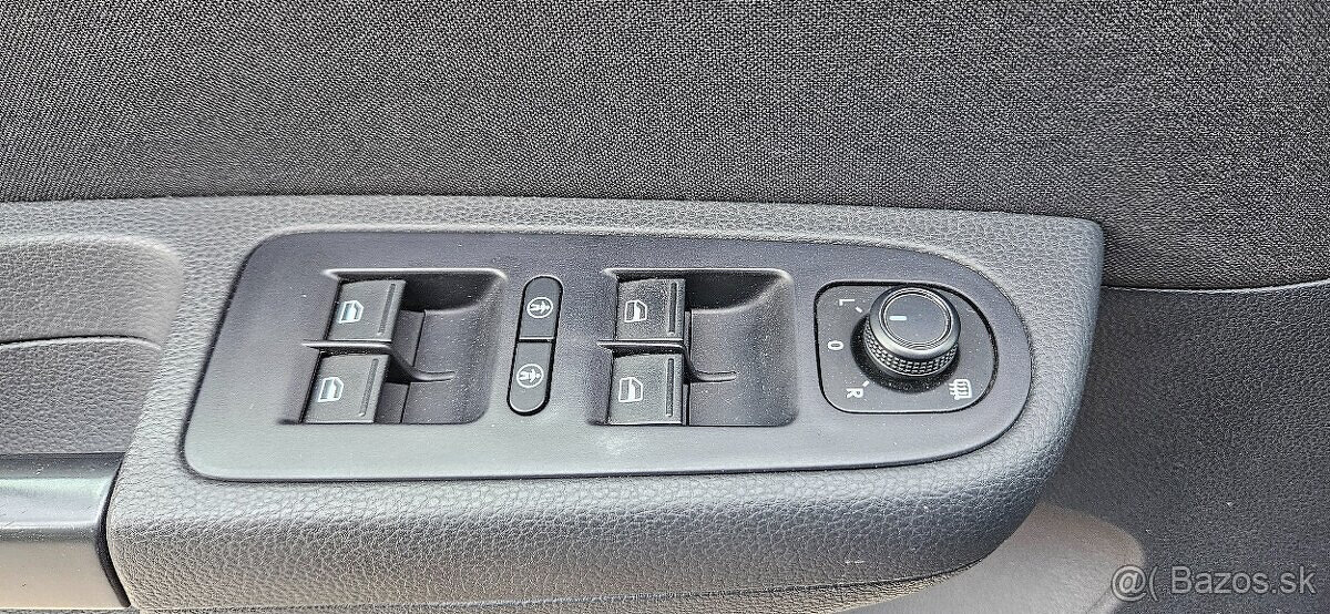 Volkswagen Sharan 2.0 TDI 150k Comfortline DSG - 10