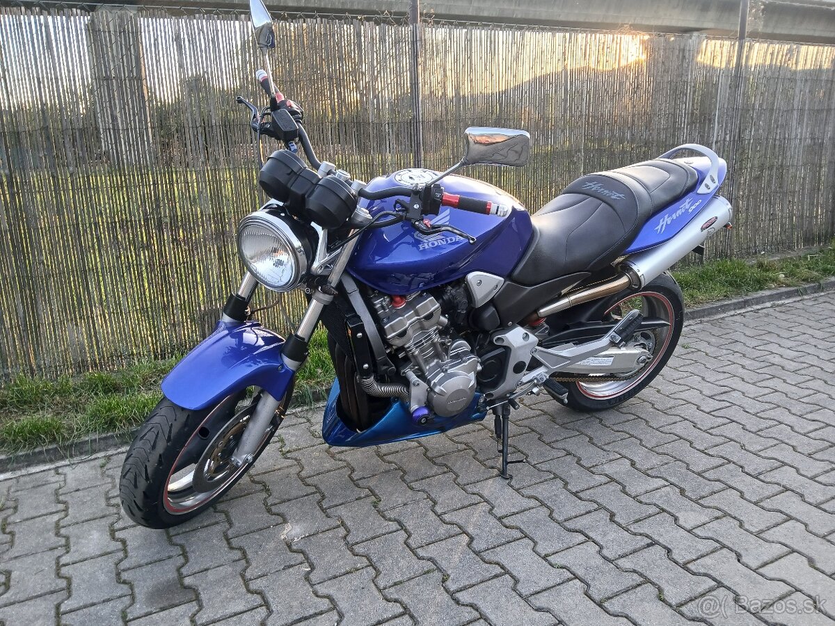 Honda CB900F Hornet - 10