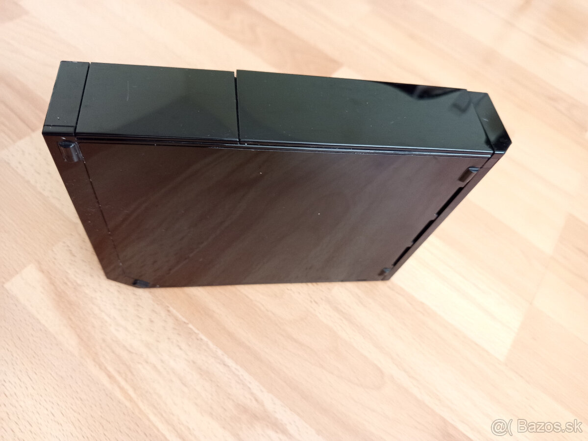 Nintendo Wii - konzola + 10 hier pre celú rodinu - 10