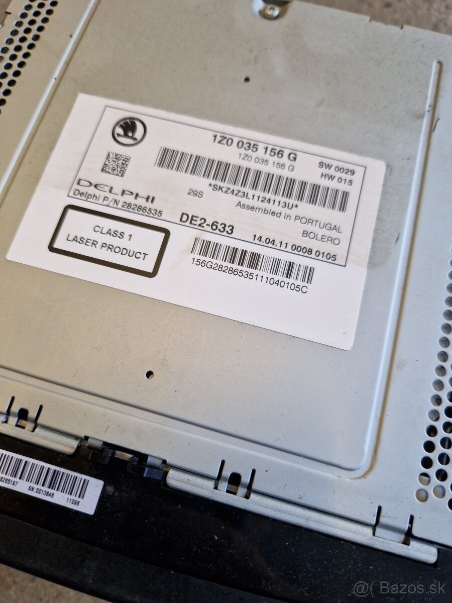 Autorádio Columbus, Peugeot 207, VW Touareg 7l - 10