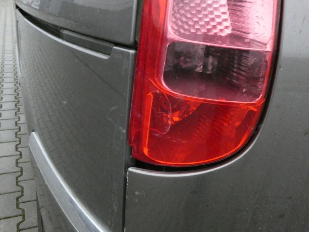 Peugeot 807 2.2 HDI xenony - 10