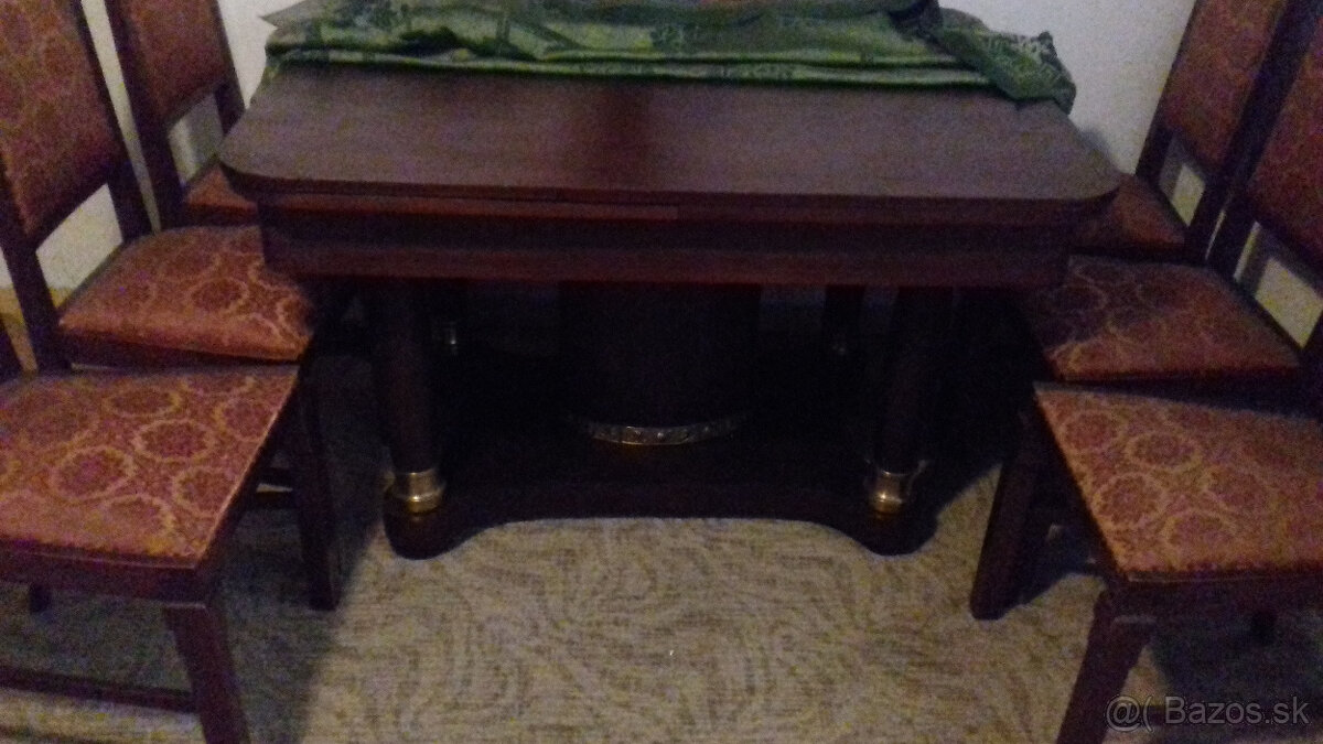 ROZNY NABYTOK PODAHOVE HODINY - 10