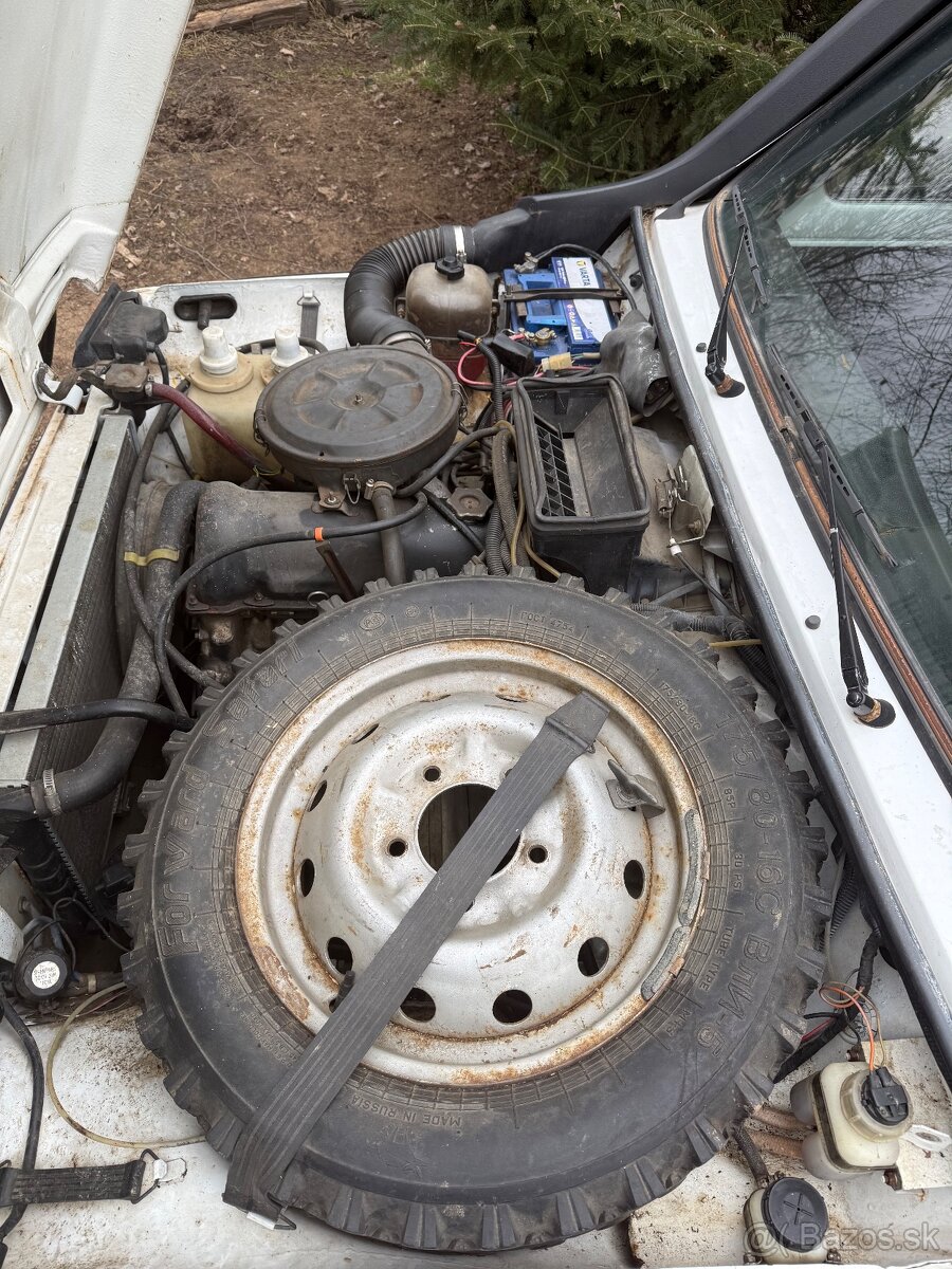 Lada Niva VAZ 21214 - 10