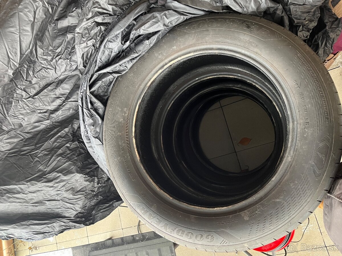 Letné pneumatiky Goodyear 235/55 R18 100V - 10