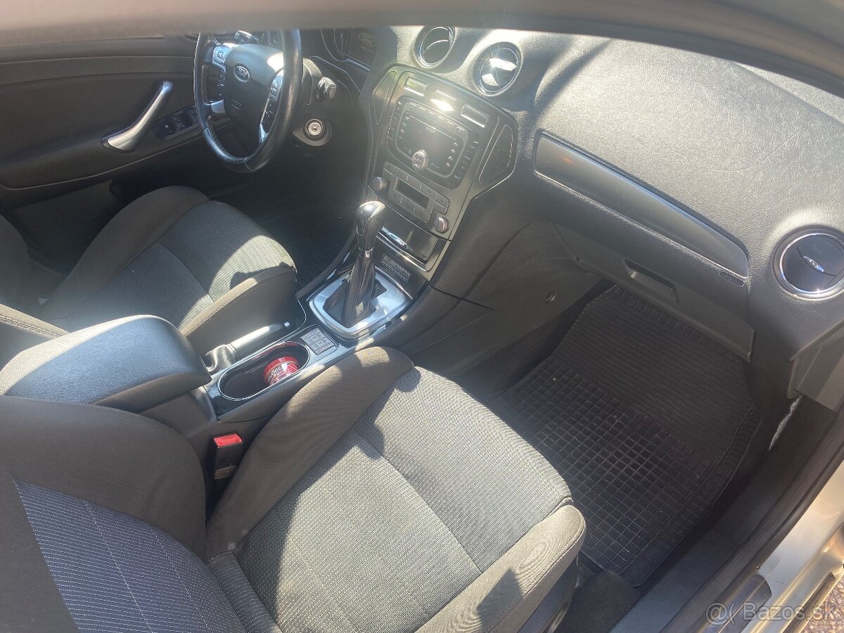 Ford Mondeo 2.0 TDCi DPF Ghia A/T - 10