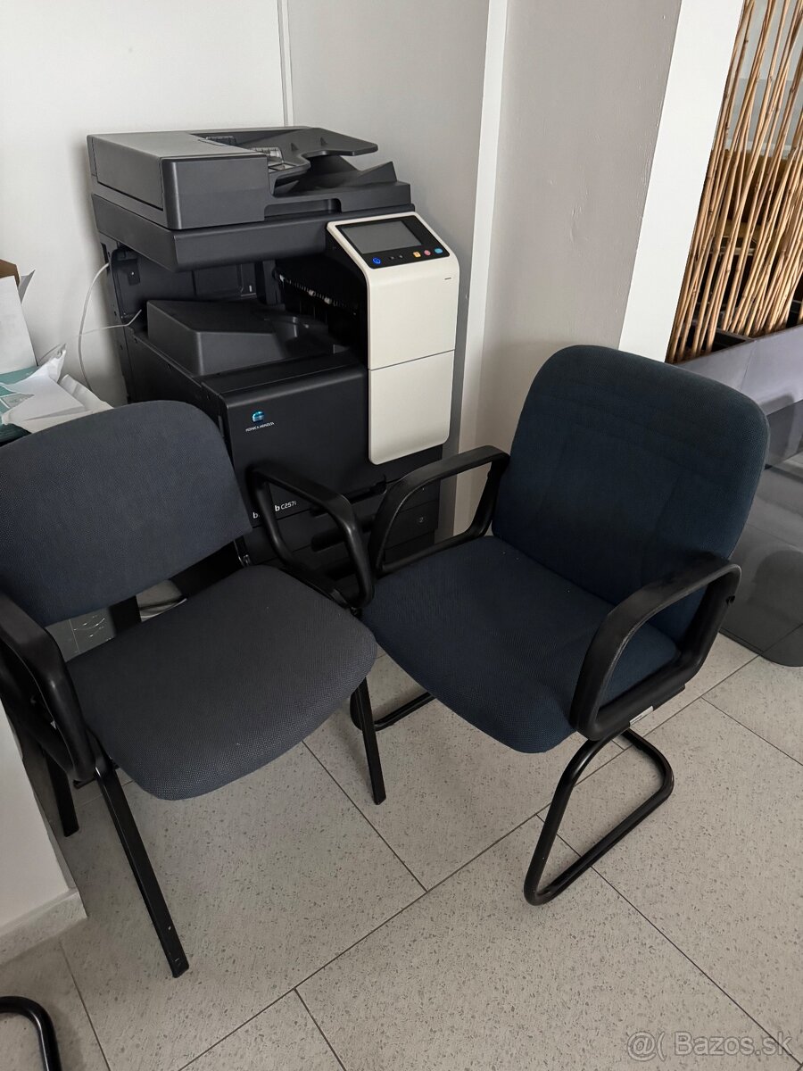 Nábytok rôzneho druhu - 10