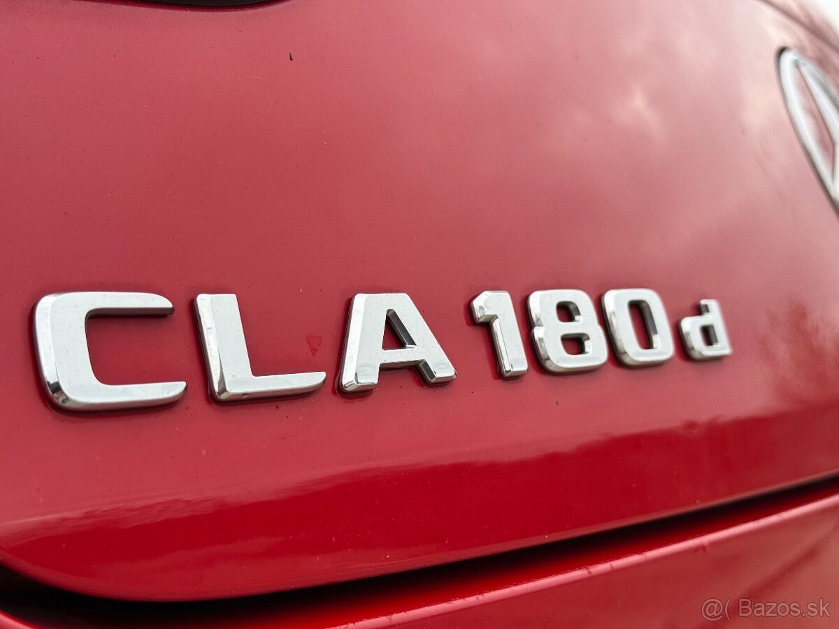 Mercedes Benz CLA 180d Shooting Brake - 10