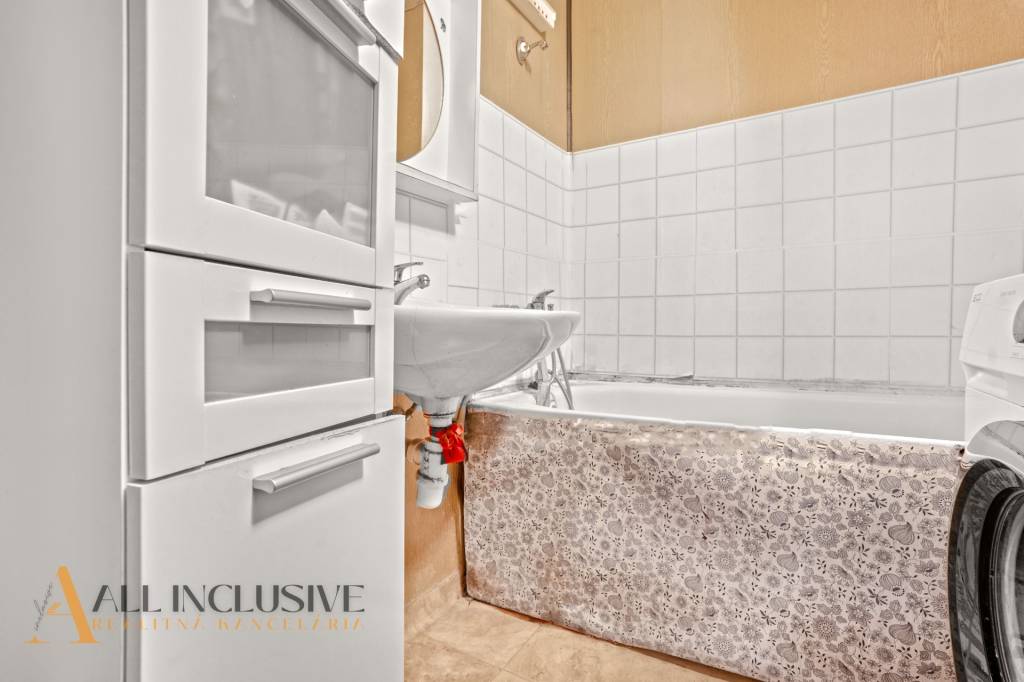ALL INCLUSIVE | NA PREDAJ 3-IZBOVÝ BYT S BALKÓNOM A PIVNICOU - 10