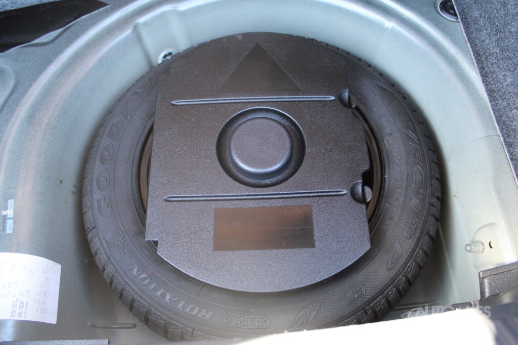 Volkswagen Polo 1,2 i 12V 44 kW TRENDLINE - 10