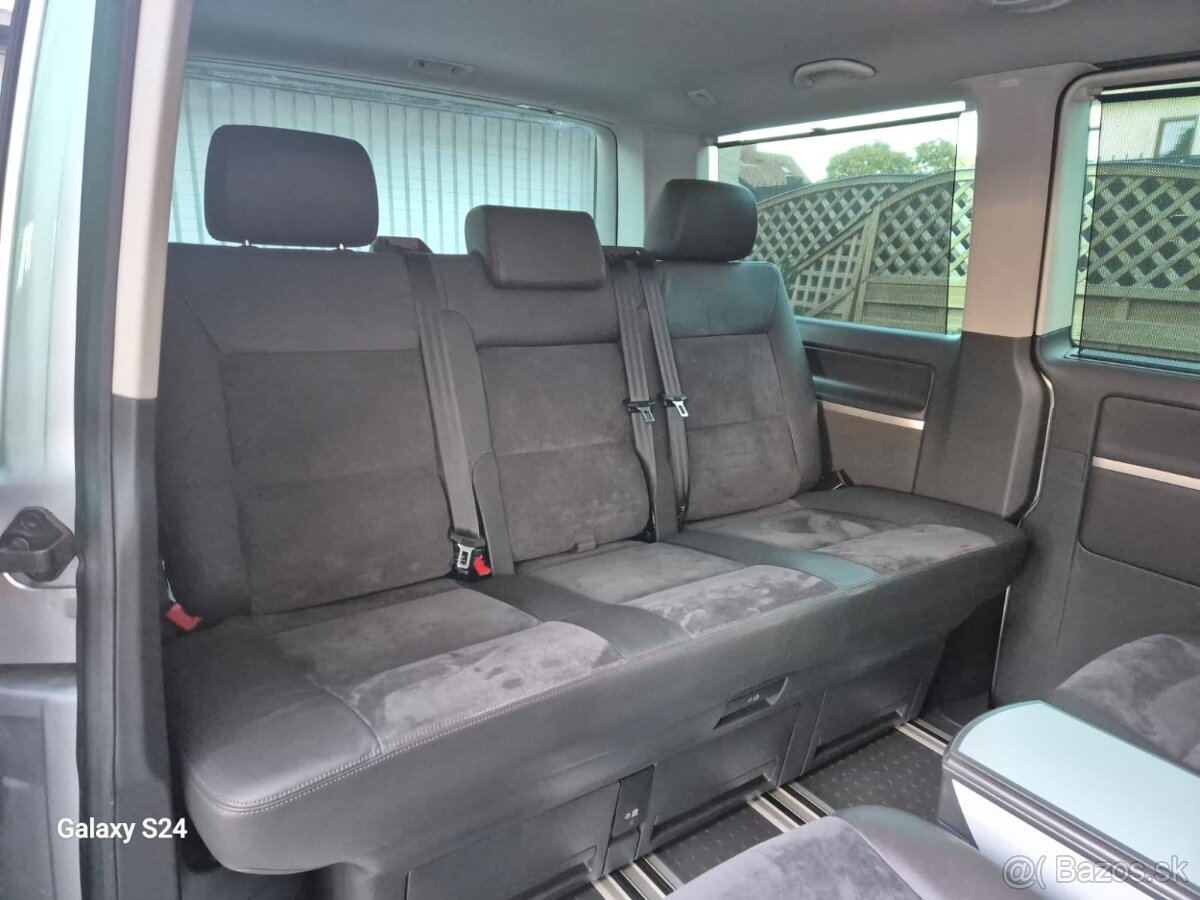 Volkswagen Multivan 2.0 tdi Highline - 10