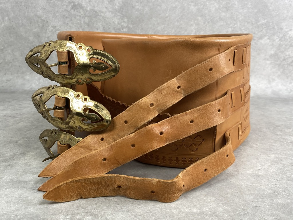 Bačovský opasok a kapsa - 10