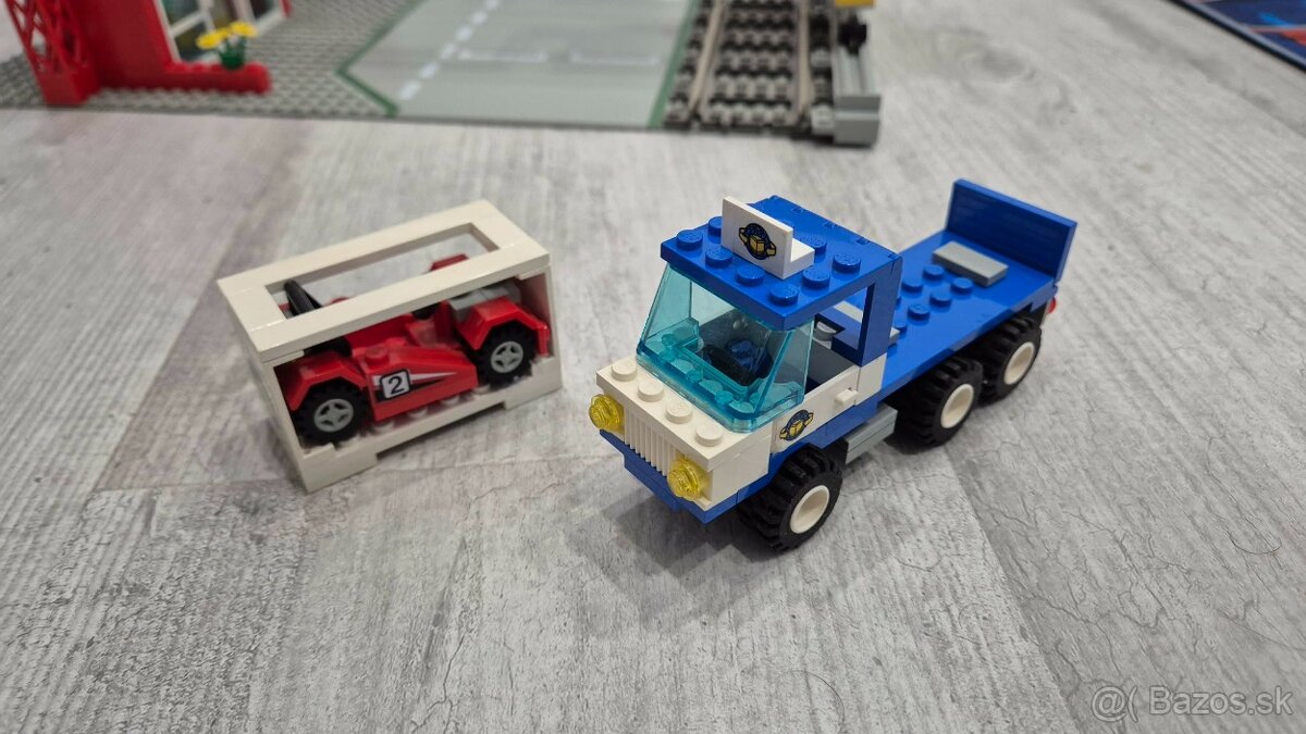 LEGO 4555 9V Train - Cargo Station - 10