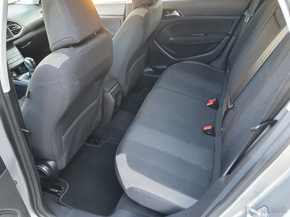 Peugeot 308 Break/SW 1.2 PureTech Style - 10