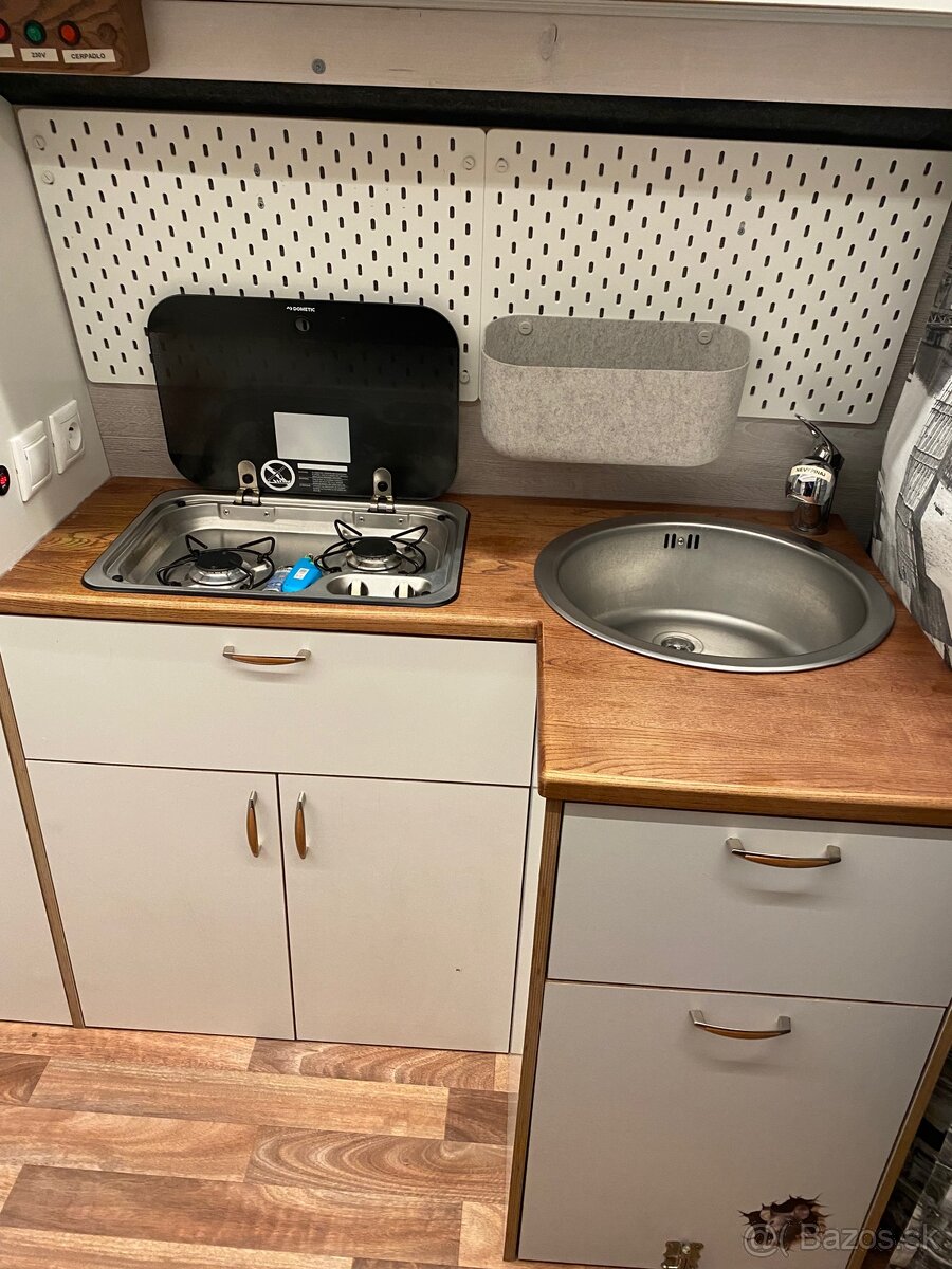 Volkswagen T5 karavan - 10