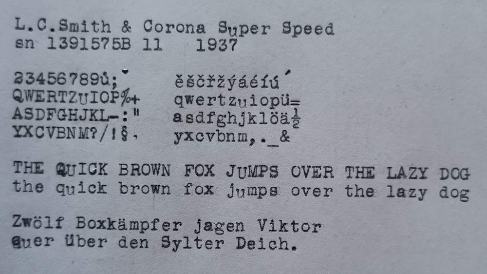 Starožitný písací stroj LC Smith Super Speed z roku 1937 - 10