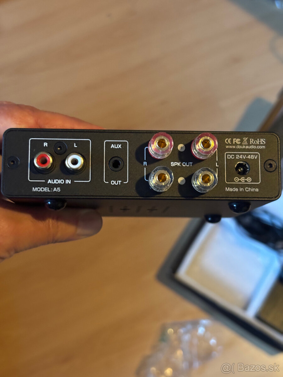 Stereo zosilňovač - 10