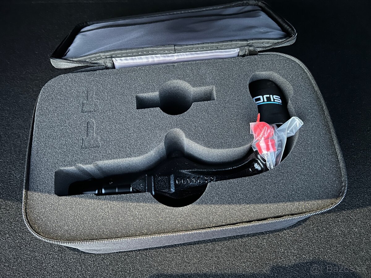 TESLA MODEL Y PREMIUM LONG RANGE ALL-WHEEL DRIVE - 10