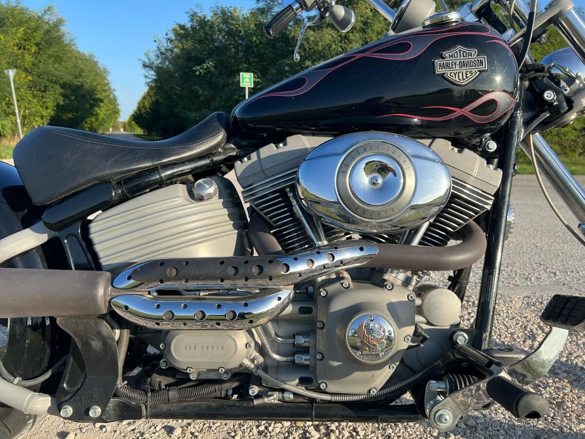 Harley Davidson FXCW Softail Rocker - 10