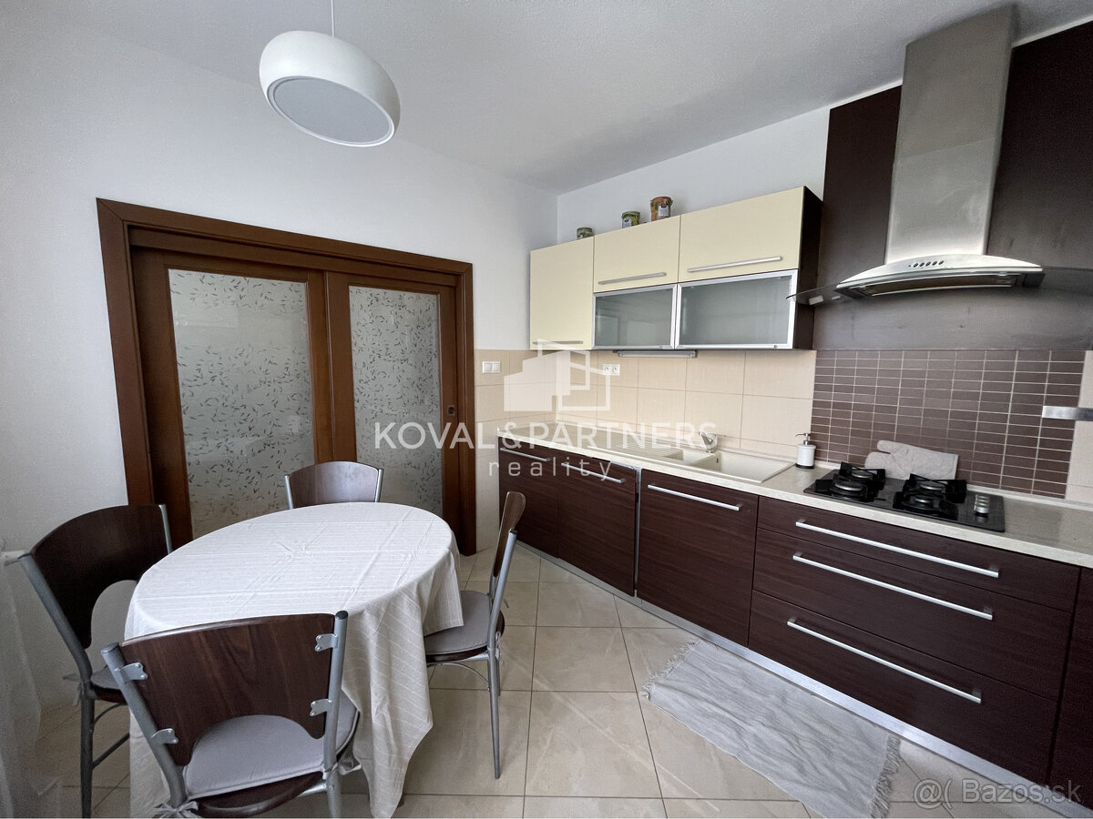 Prenájom 3 izbového bytu s balkónom v Nitre na Partizánskej - 10