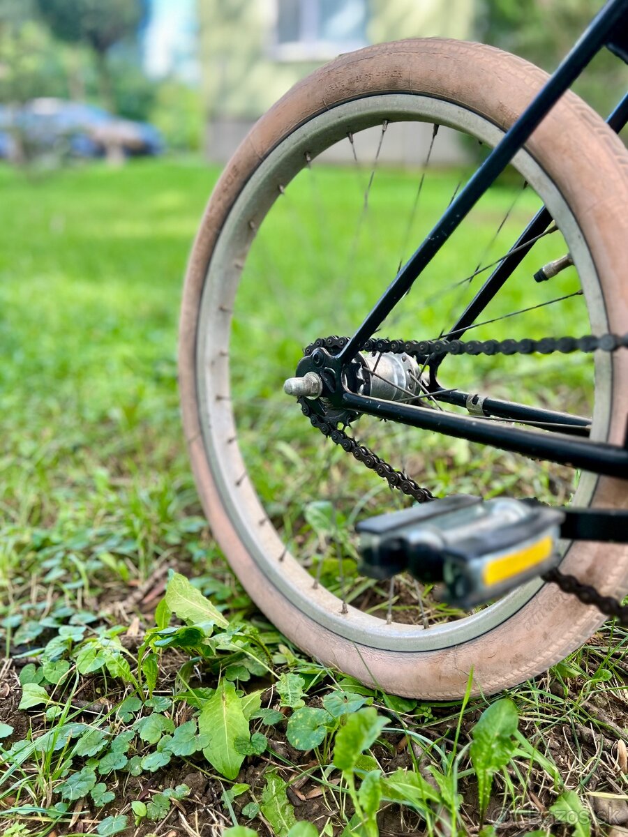 ESKA - Skladačka - 10