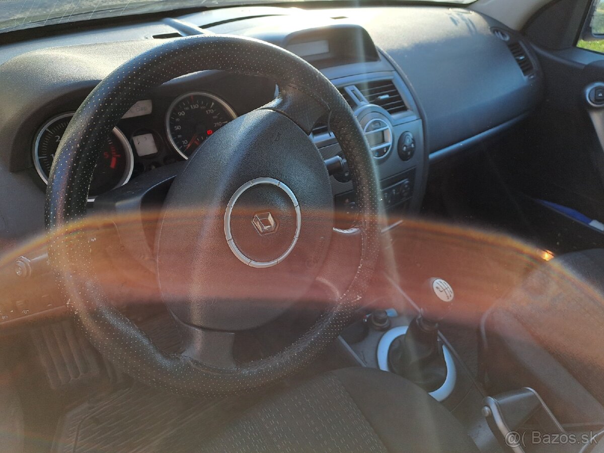 Predám RENAULT MEGANE Combi - 10