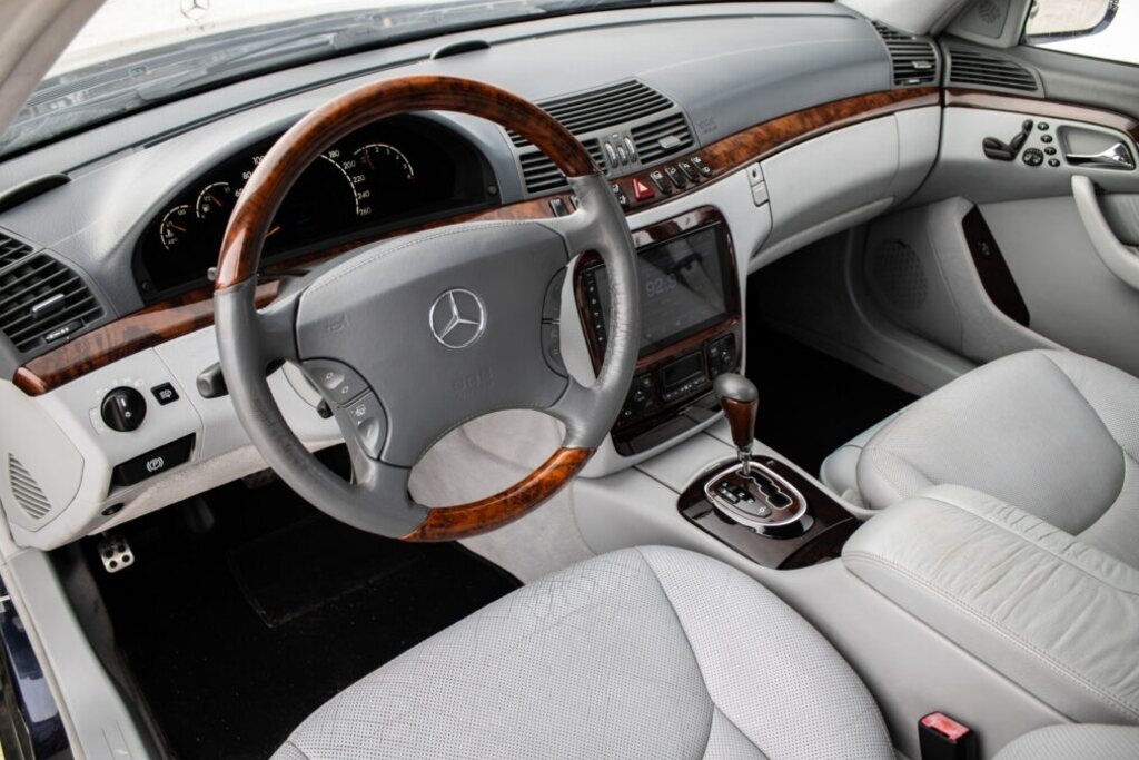 Mercedes-Benz S-triedy 500 (2000) - 10