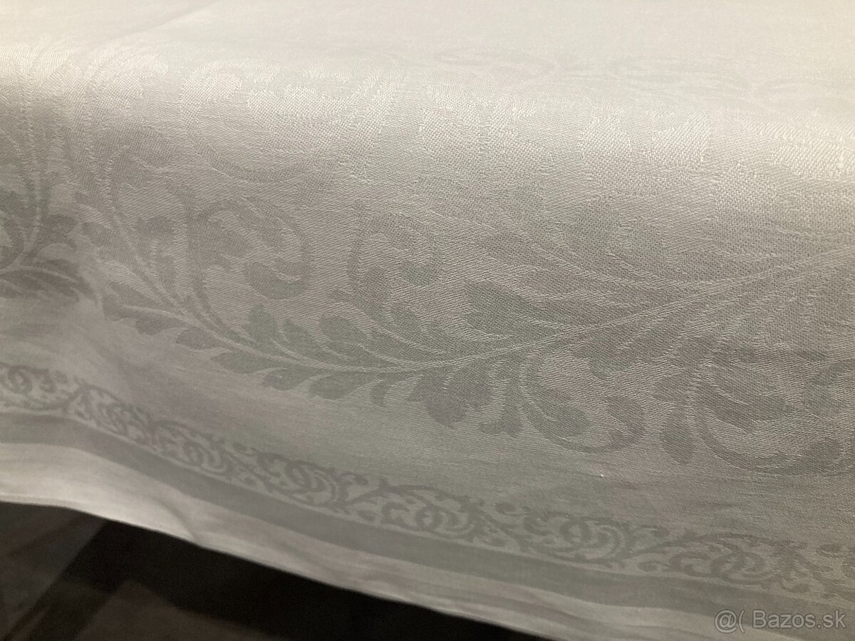 Damaškové obrusy - 10