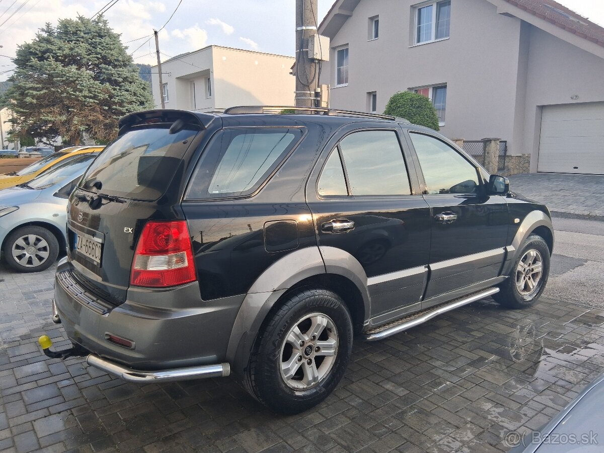 Predám Kia Sorento r.2004 - 10