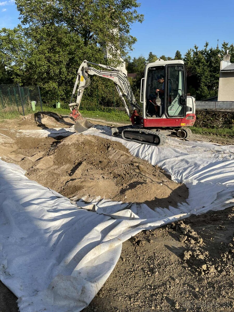 Ponúkam stroje a technika na prenájom - 10