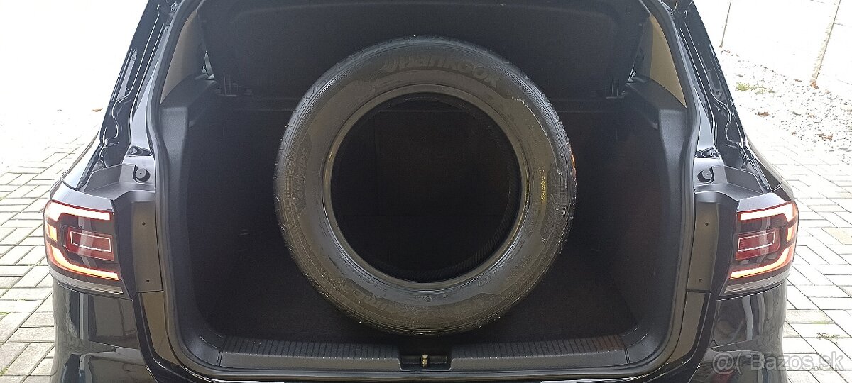 Volkswagen T-Cross 1.0 TSI STYLE Možný Leasing - 10