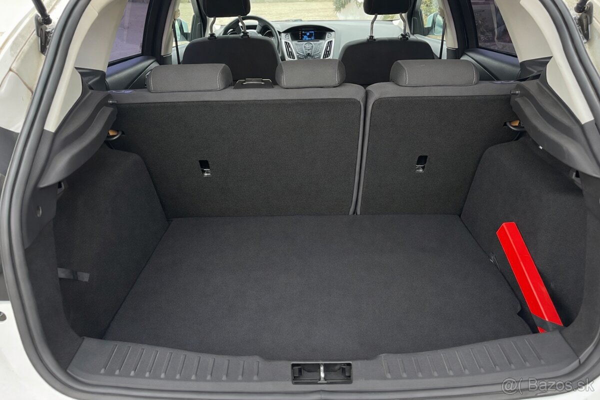 Ford Focus 1.0, 2013 - 10