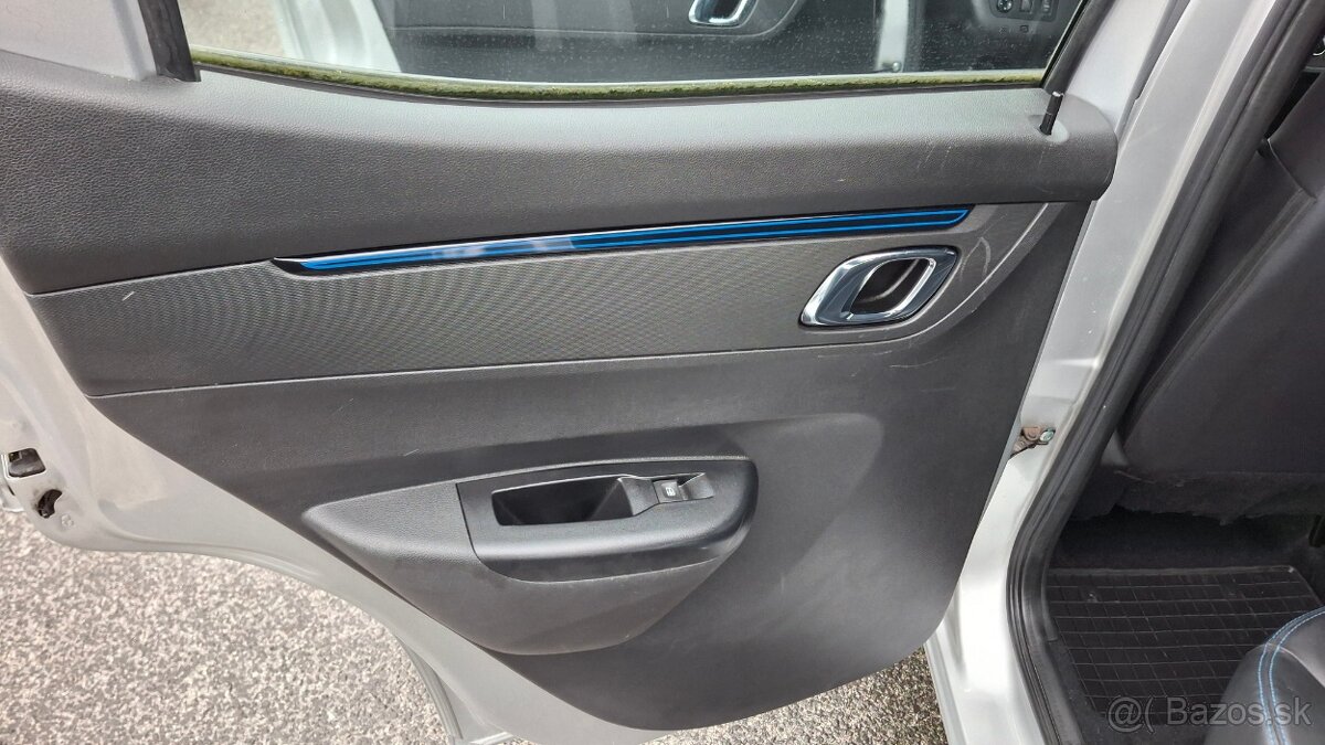 Dacia Spring 33 kWh Comfort Plus - 10