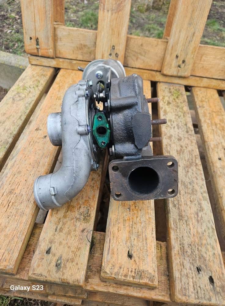 Diely motora 2.5 tdi 132kw AKE - 10