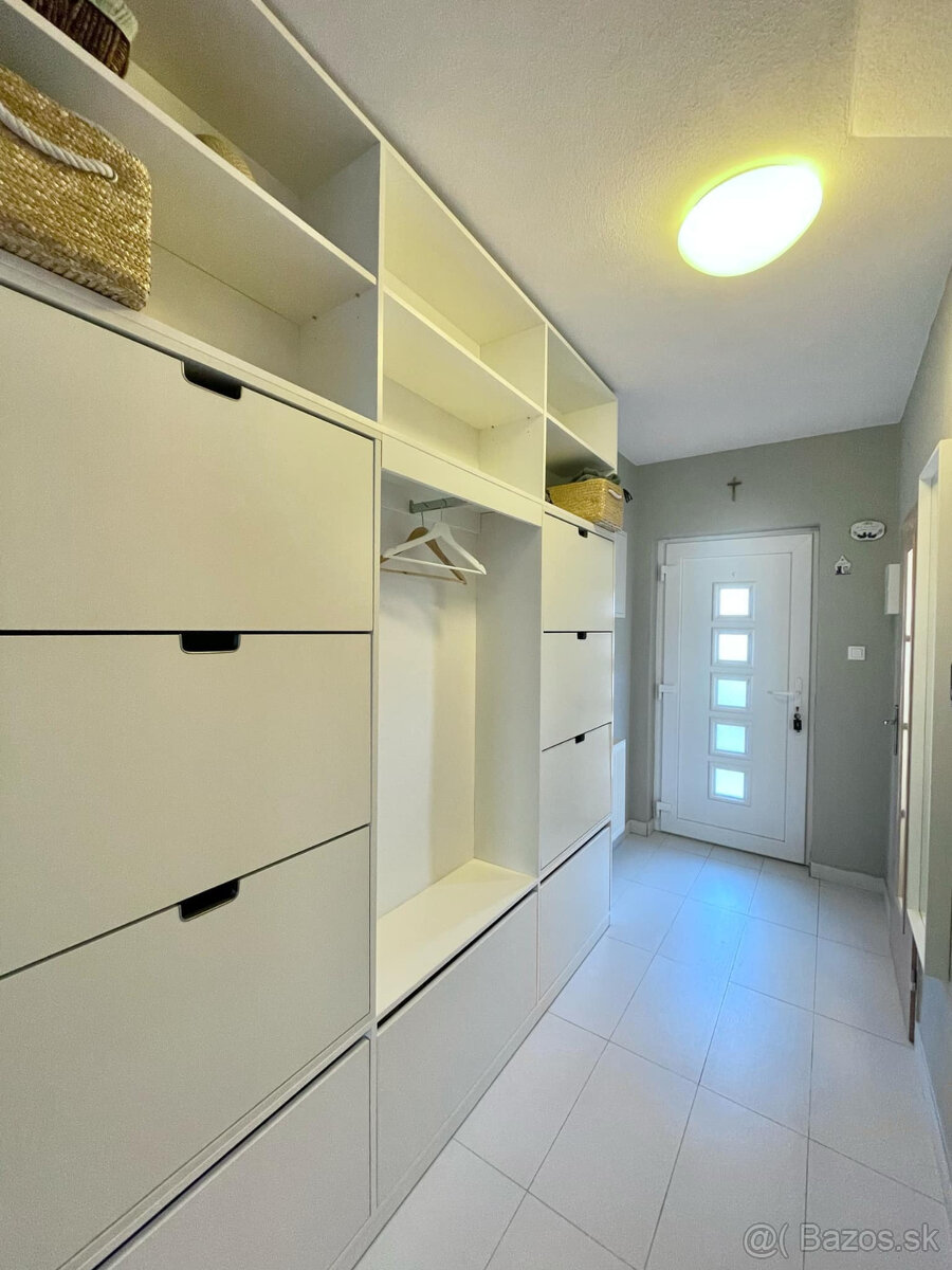 Na predaj dom v Skalici s garážou - ihneď k dispozícii - 10