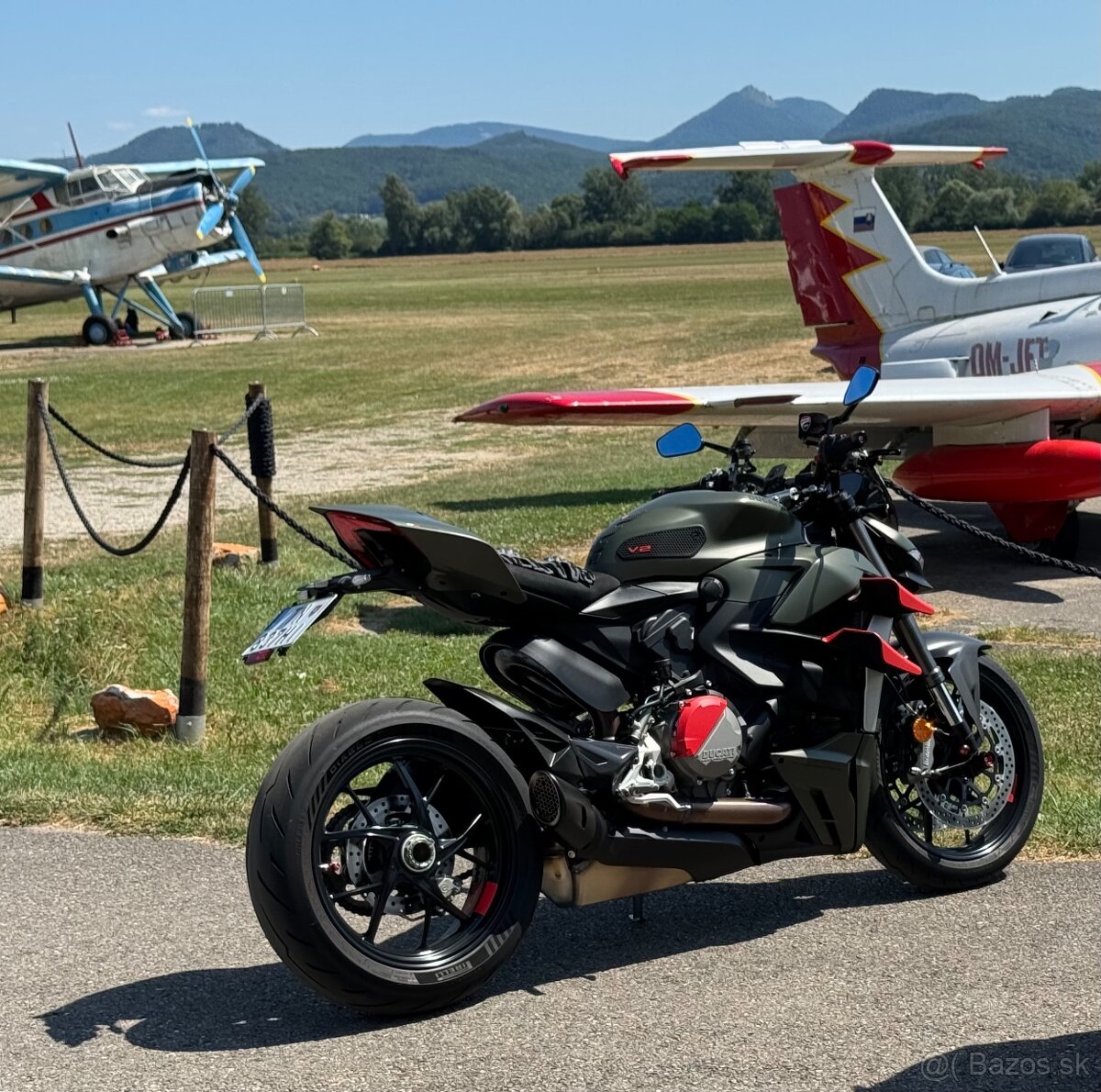 Ducati Streetfighter V2 2023 (153 koní 112 kW) - 10